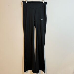 🌟SOLD🌟Nike DriFit Black High-Rise Flared Yoga Pants / Leggings — Women’s Size Me